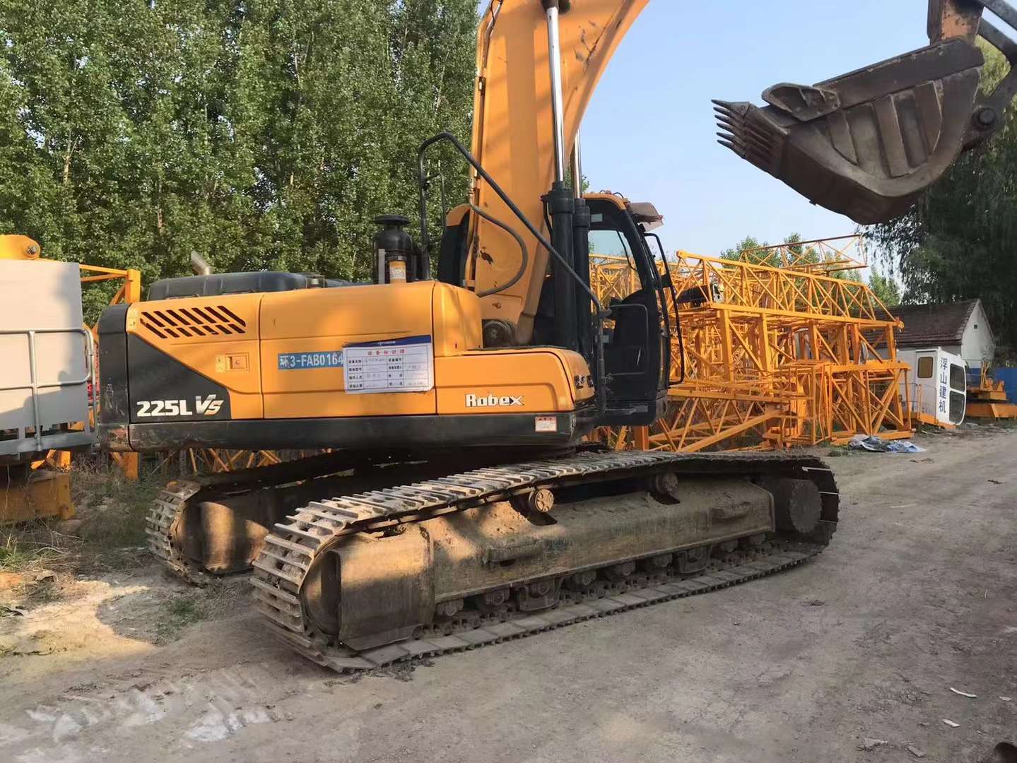 Used Hyundai 225 Excavator for Sale 2022