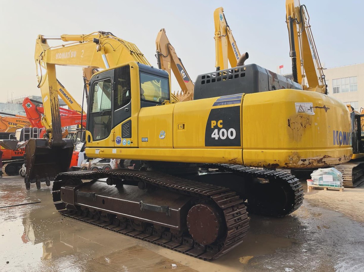 Pelle Komatsu PC400 d'occasion, année 2016