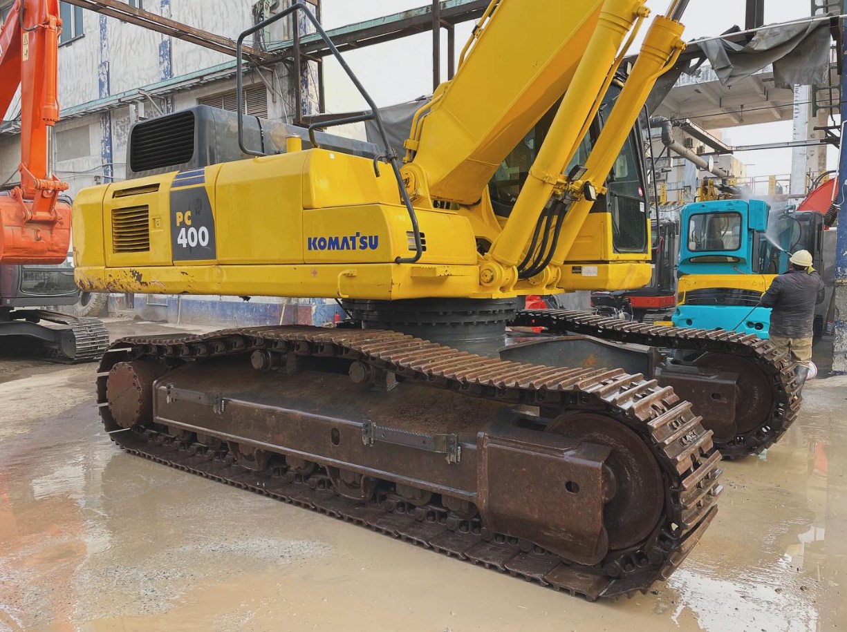 Pelle Komatsu PC400 d'occasion, année 2016