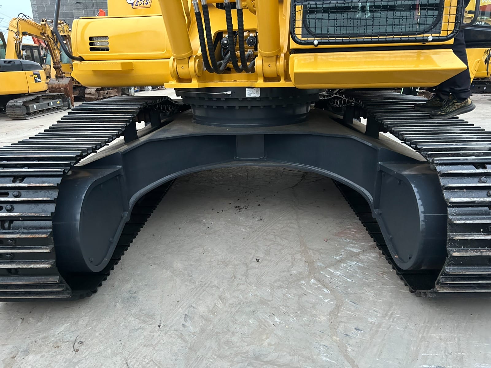 Komatsu PC300 الحفارة 2022 السعر المستخدم