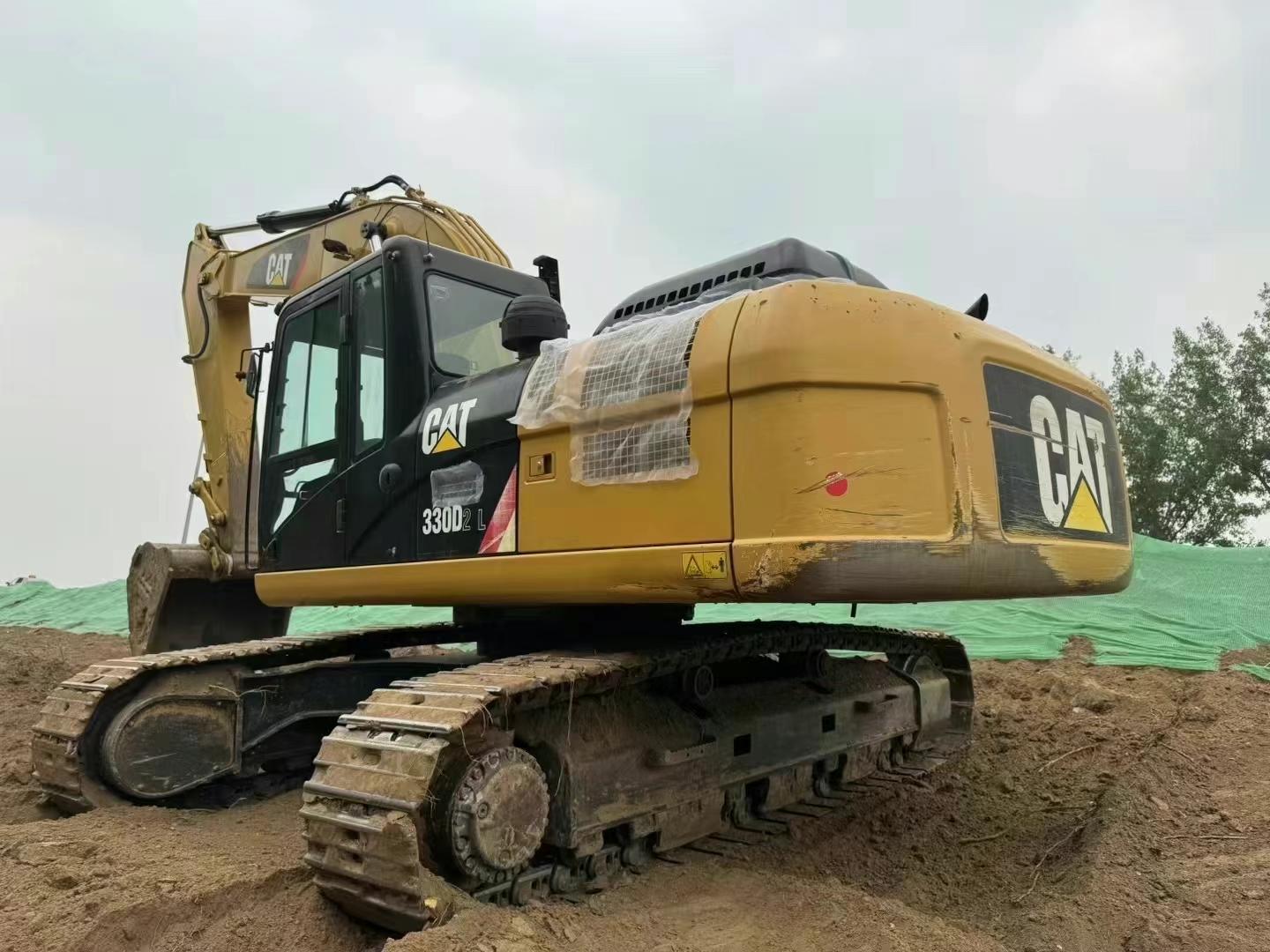 Escavadora Cat 330 usada ano 2017