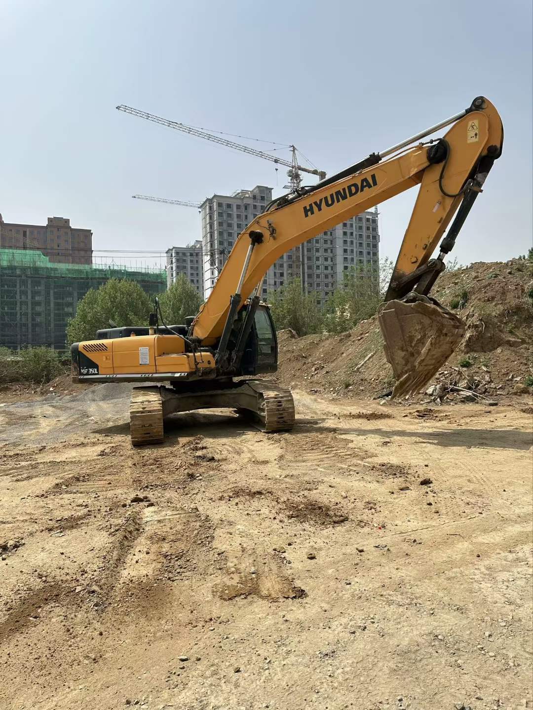 Hyundai R350 35t Excavator 2018 Used