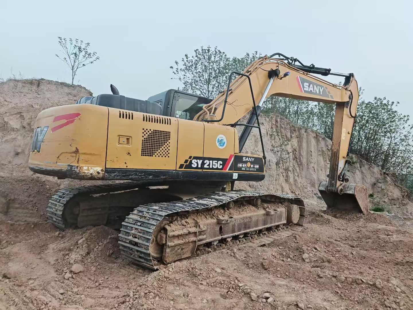 Горячая распродажа 2019 года б/у экскаватор Sany 215 5680 часов