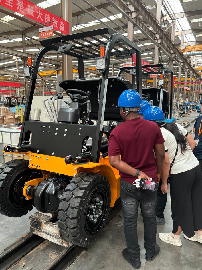 LXEM Forklifts Win Favor of Ghanaian Clients LXEM Forklifts Win Favor of Ghanaian Clients