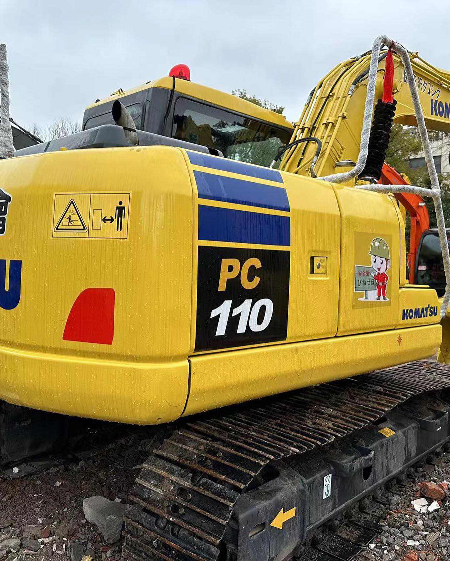 حالة جيدة استخدمت Komatsu PC110 حفارة 2020