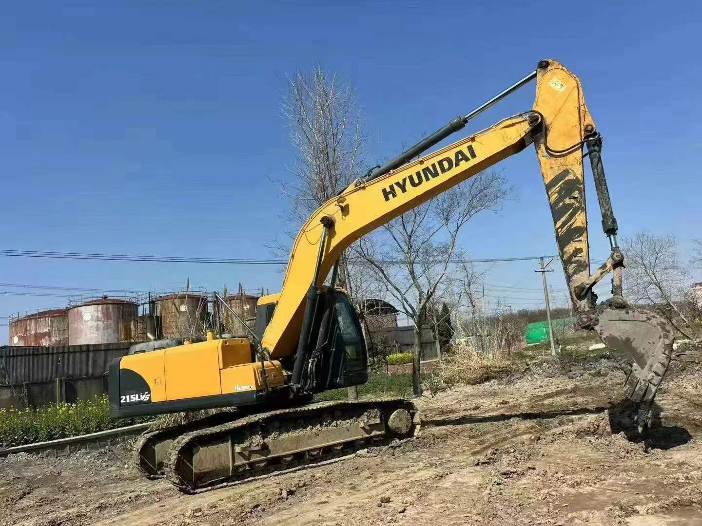 Cheap Sale 2019 Year Used Hyundai 215 Excavator