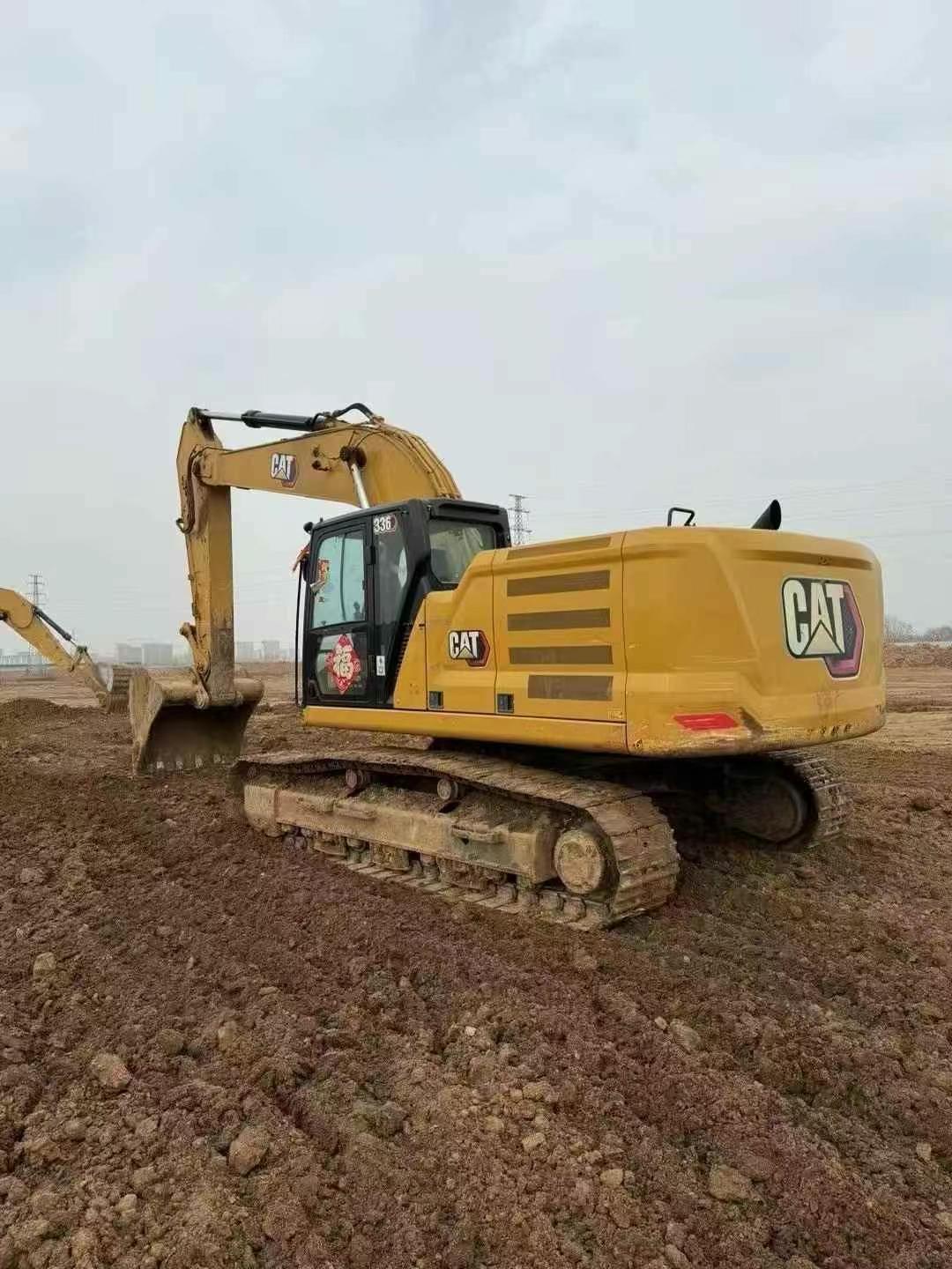 Venda Escavadeira Cat 330 do Ano 2021 com Baixo Número de Horas
