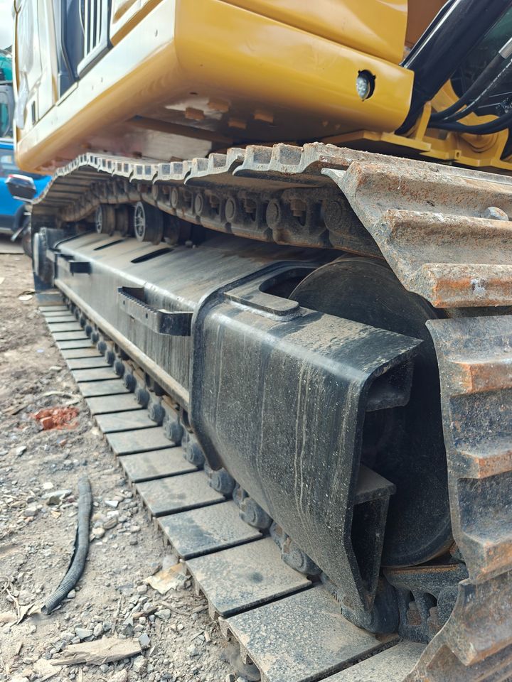 90%Novo 2021 CAT 330 Utilizou a escavadeira