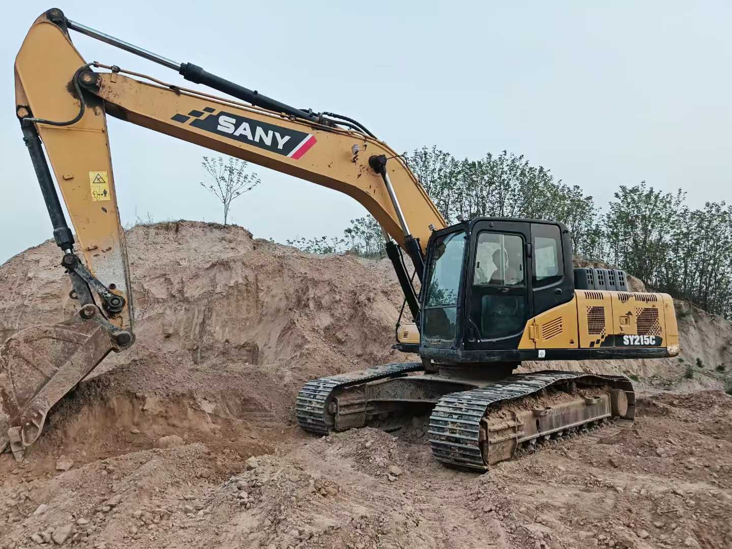 Горячая распродажа 2019 года б/у экскаватор Sany 215 5680 часов