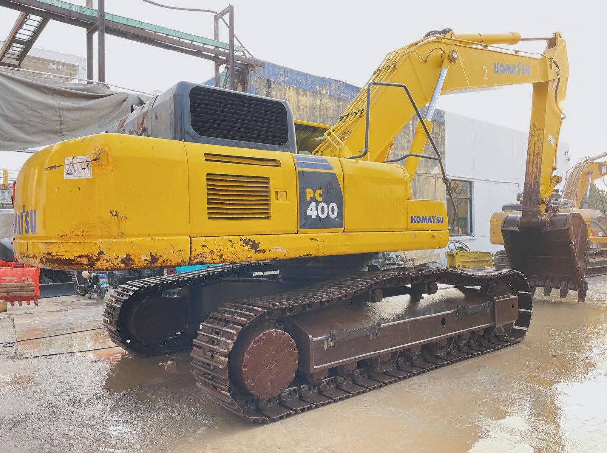 Pelle Komatsu PC400 d'occasion, année 2016