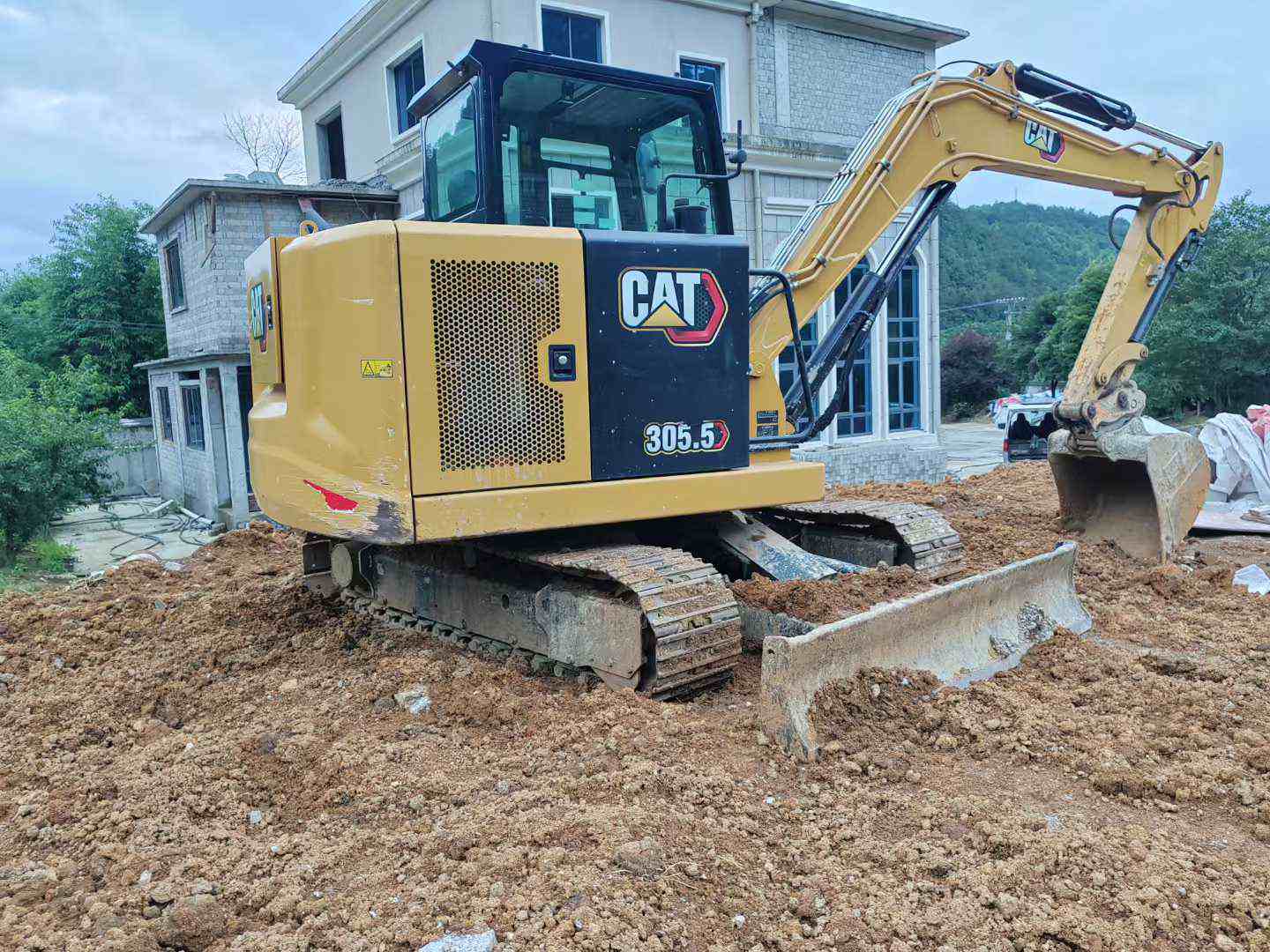 Mini escavadora pequena Cat 305.5 usada 2021 para venda