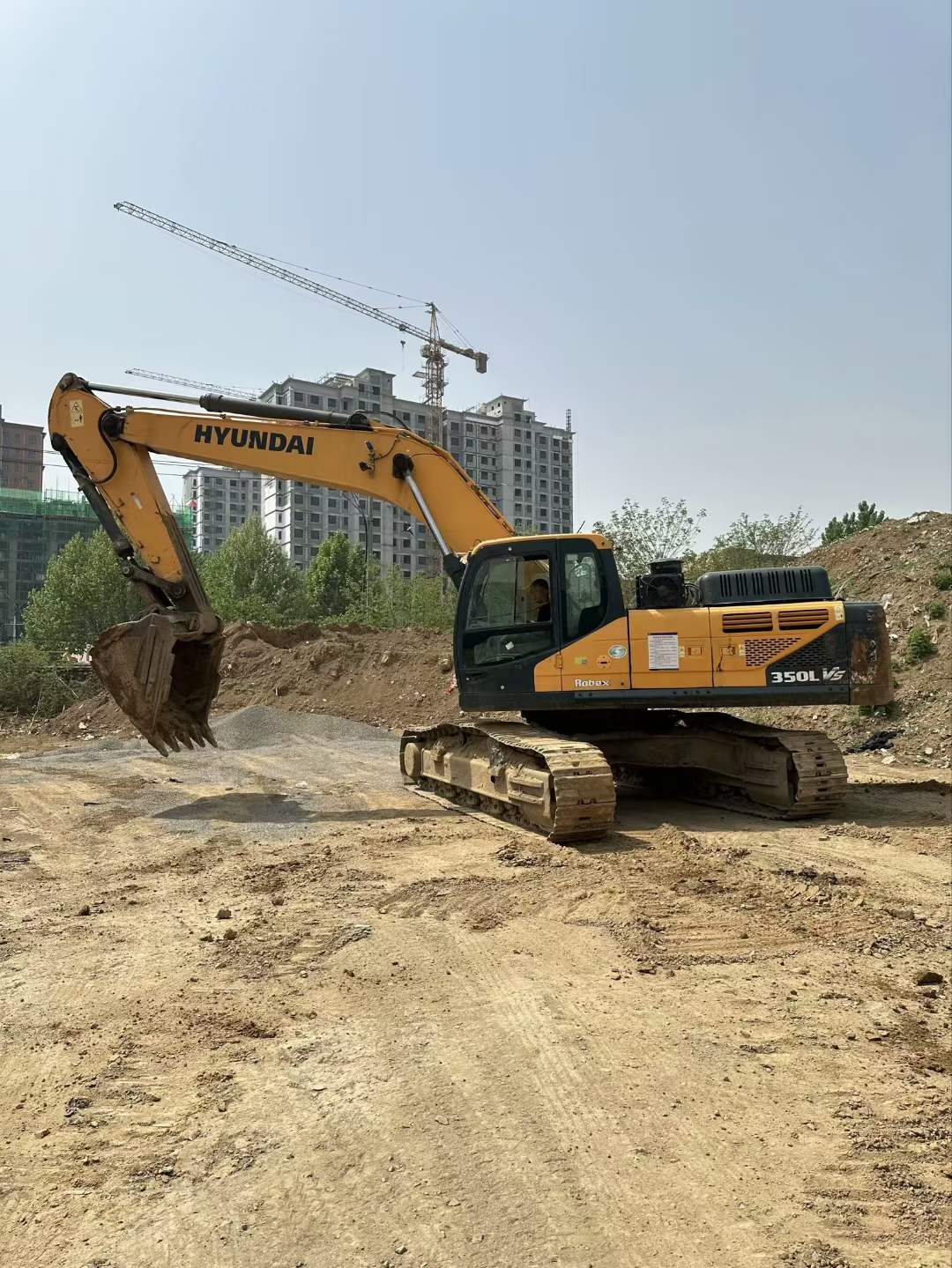 Hyundai R350 35t Excavator 2018 Used