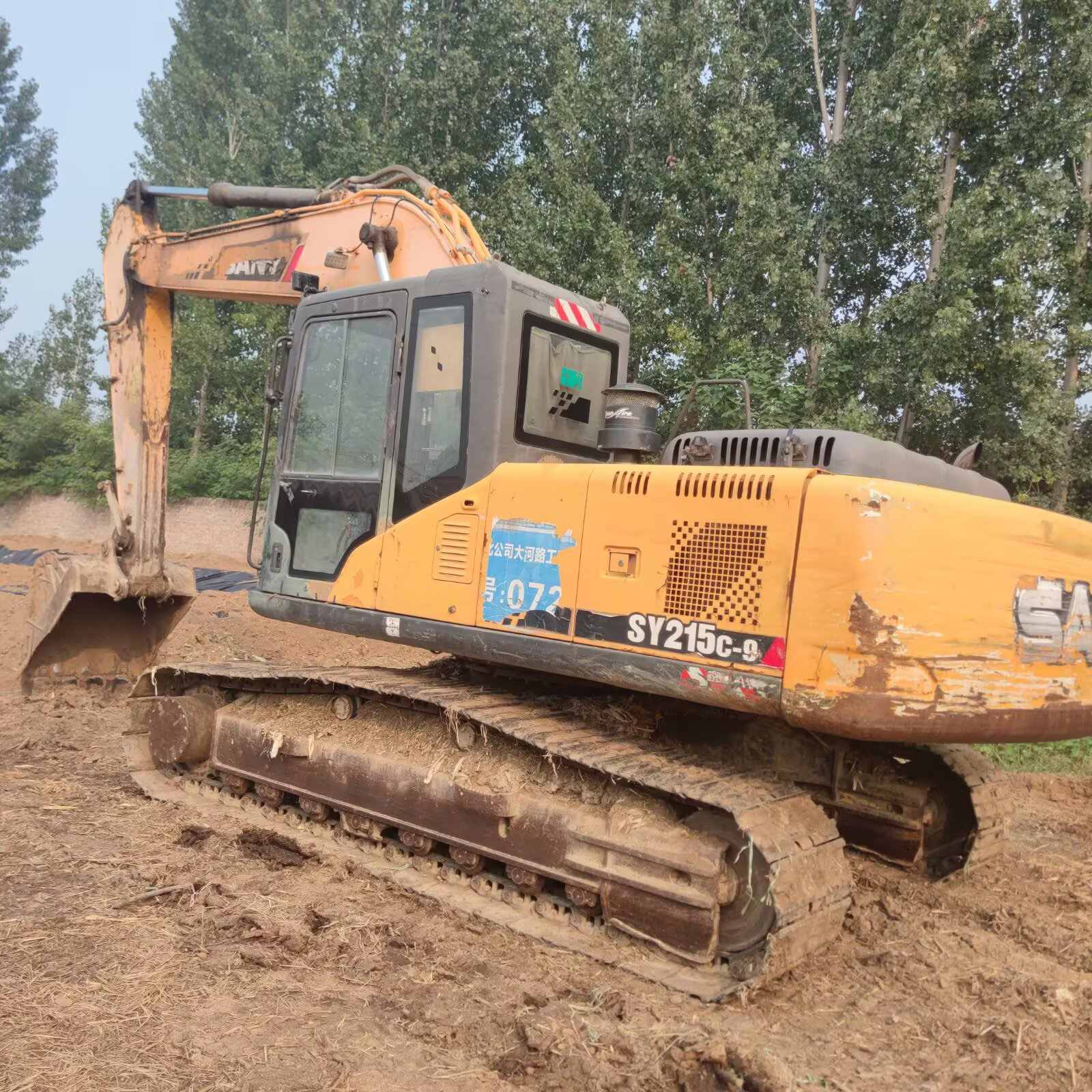 Escavadora Sany 215 21t 2013 usada em bom estado