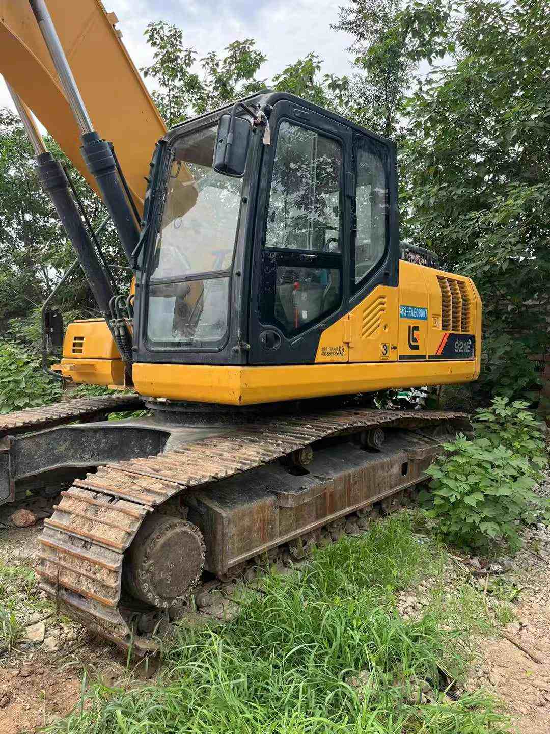 Cheap Sale 2022 Used Liugong Clg921E Excavator 