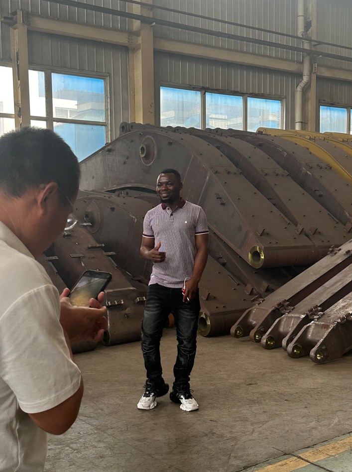 Welcome old friend - Ghanaian customer visit Welcome old friend - Ghanaian customer visit