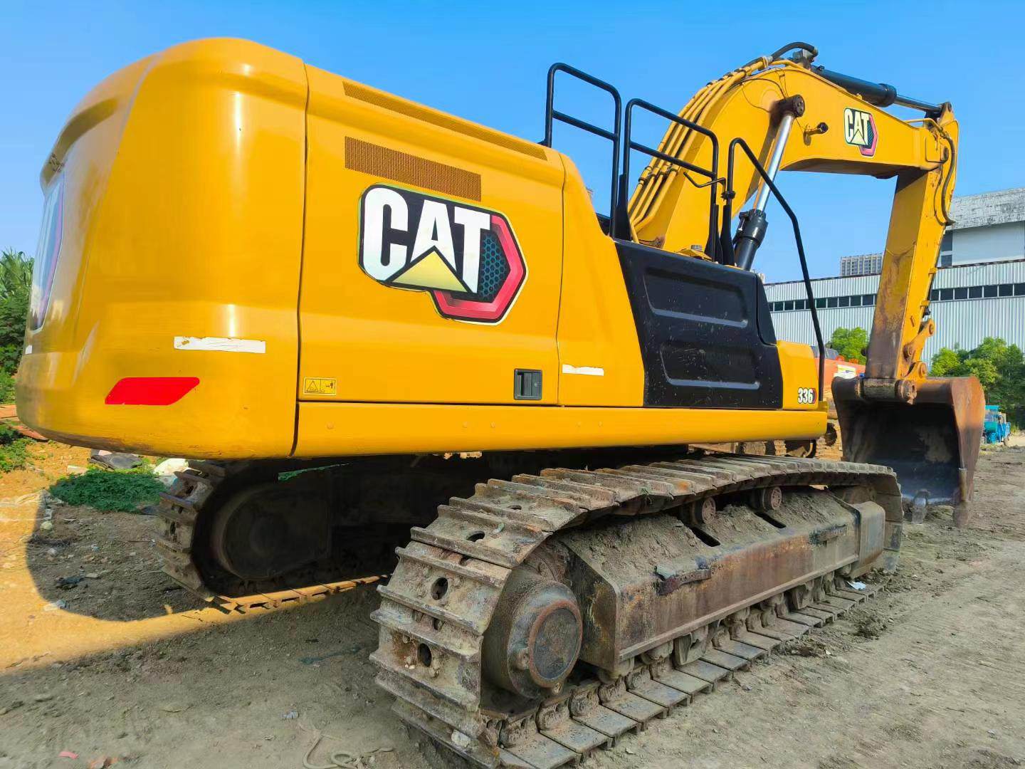 حفارة كات 336 مستعملة بحالة جيدة للبيع بسعر رخيص لعام 2020