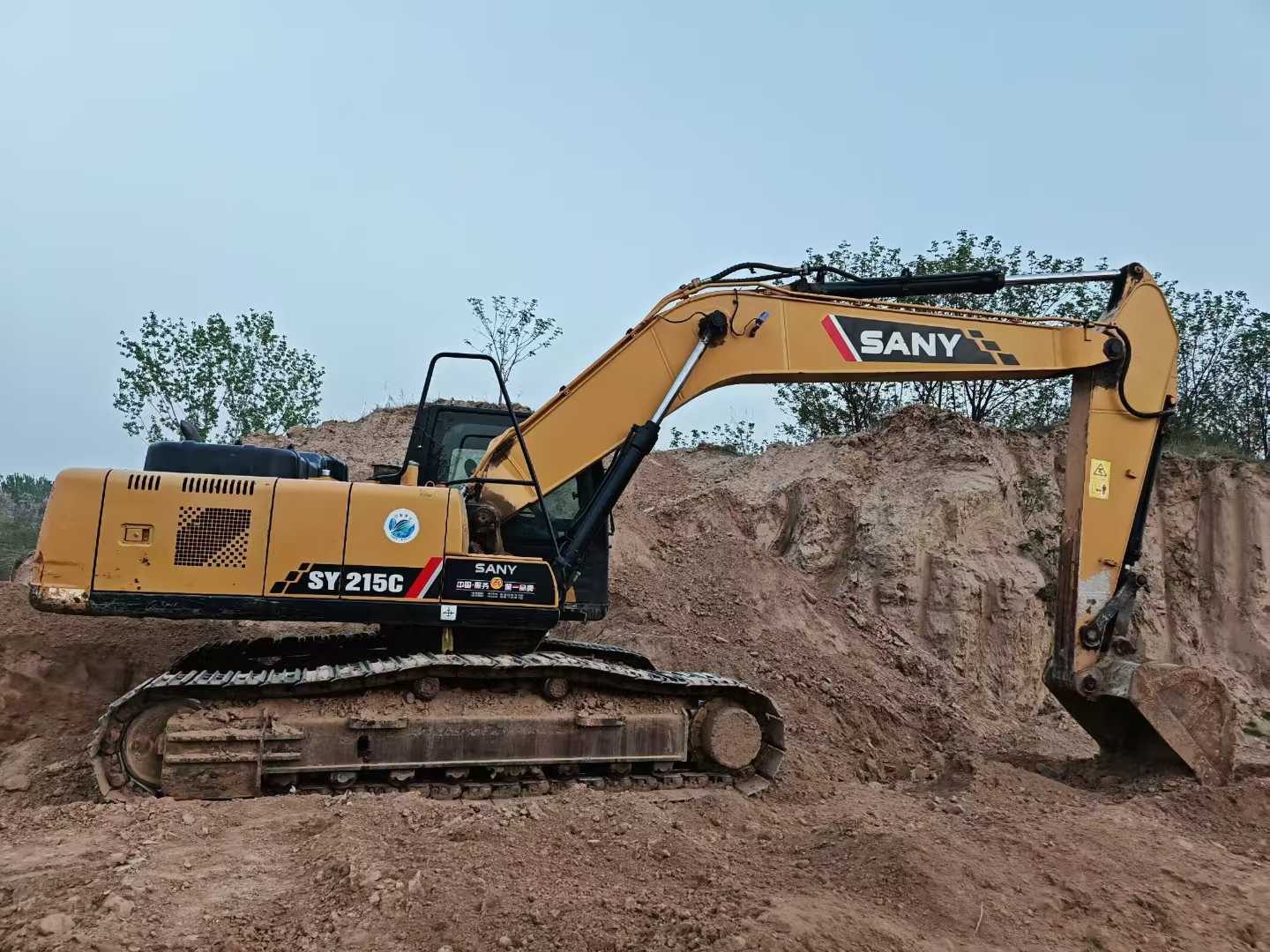 Горячая распродажа 2019 года б/у экскаватор Sany 215 5680 часов