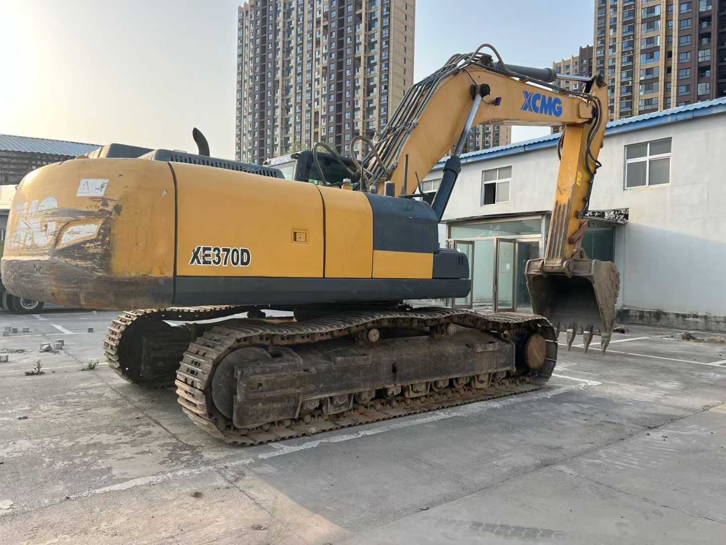 Горячая распродажа 2018 года, 7000 часов, б/у экскаватор XCMG 370