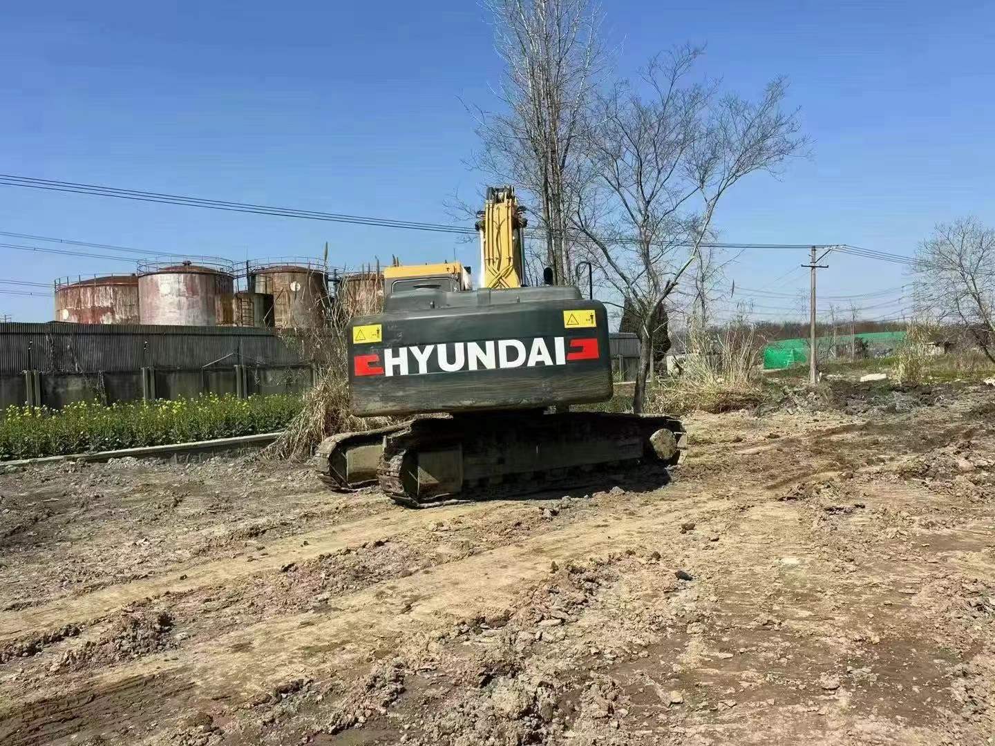 Cheap Sale 2019 Year Used Hyundai 215 Excavator