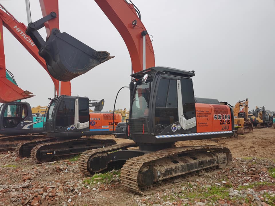 Used Hitachi ZX240 Excavator for Sale 2017