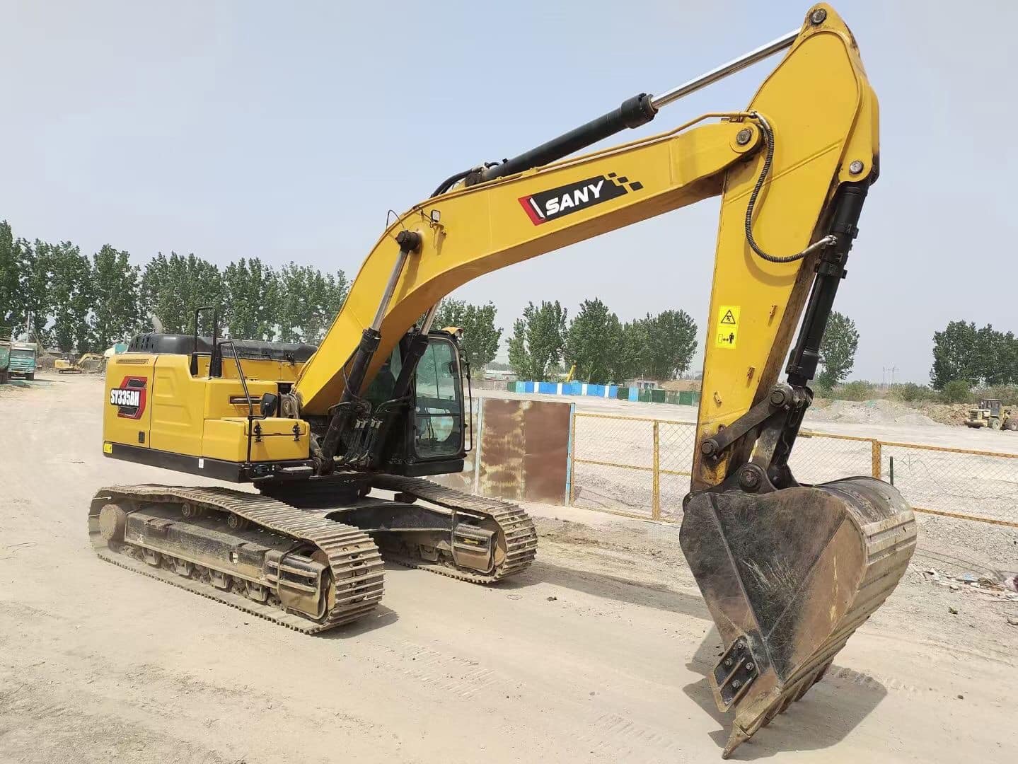 Sany 335 33T الحفريات 2020 سنة تستخدم للبيع
