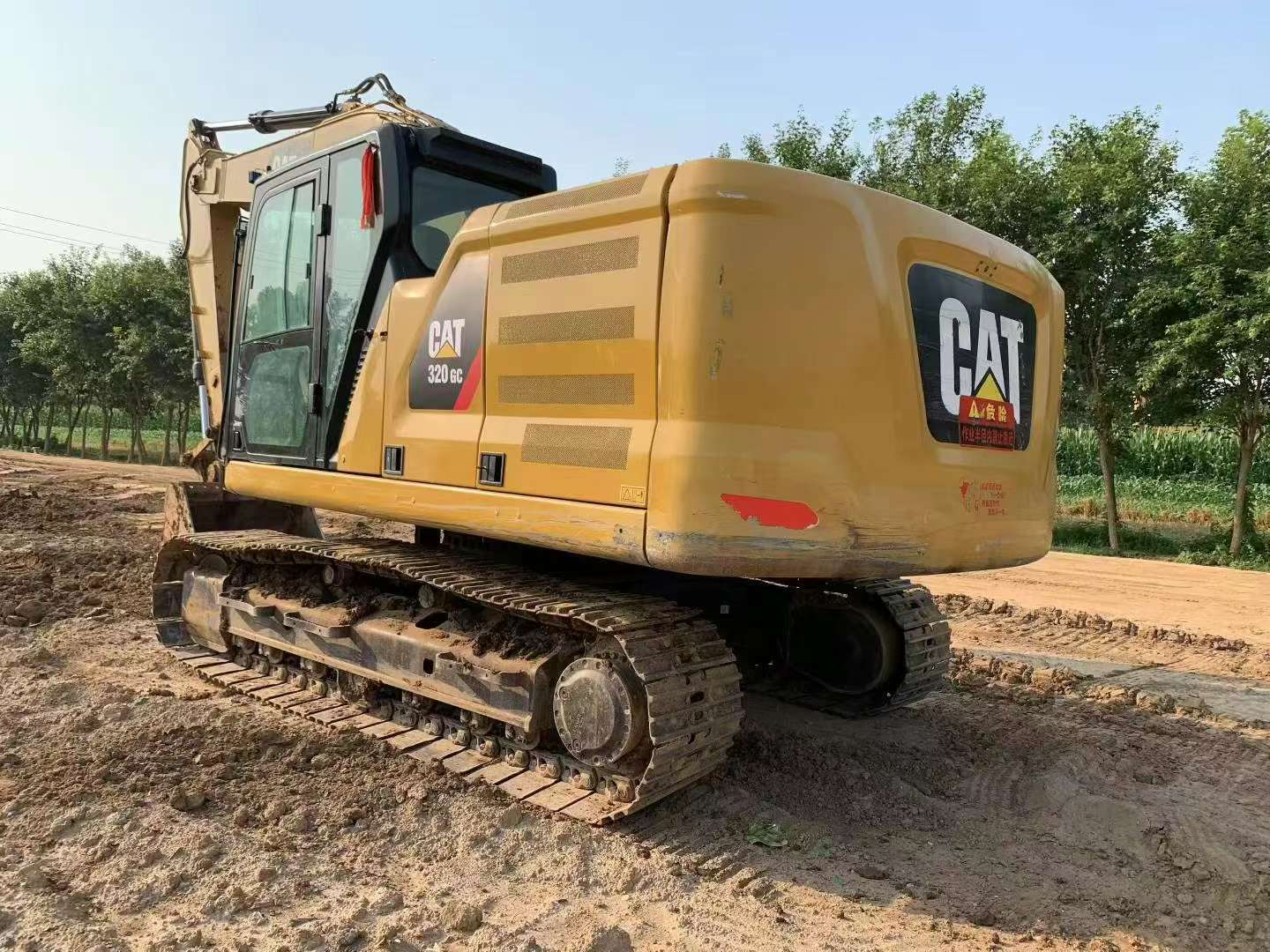 Escavadora de rastos Cat 320GC usada ano 2019 à venda por um preço baixo